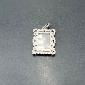 Beau Vintage Sterling Silver 925
Picture Photo Hearts Frame Charm
Rectangle